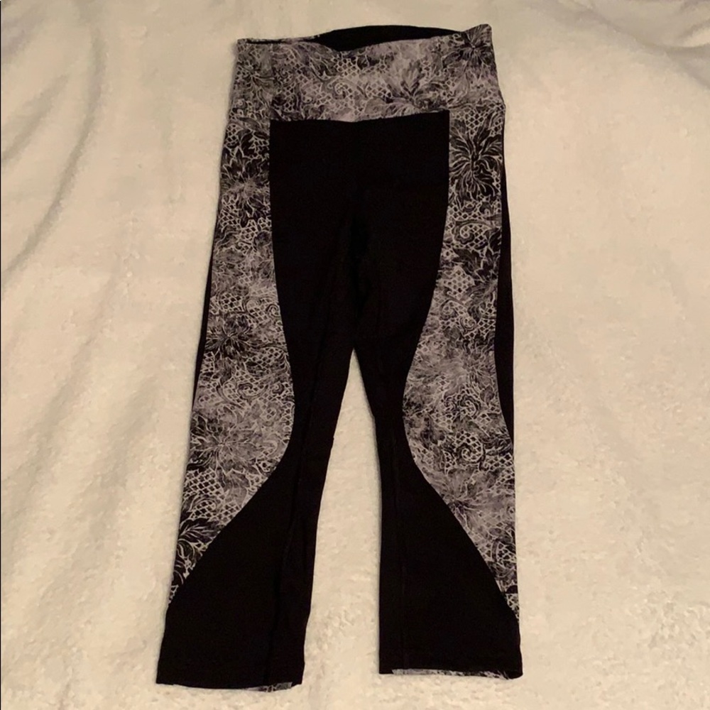 lululemon cropped leggings